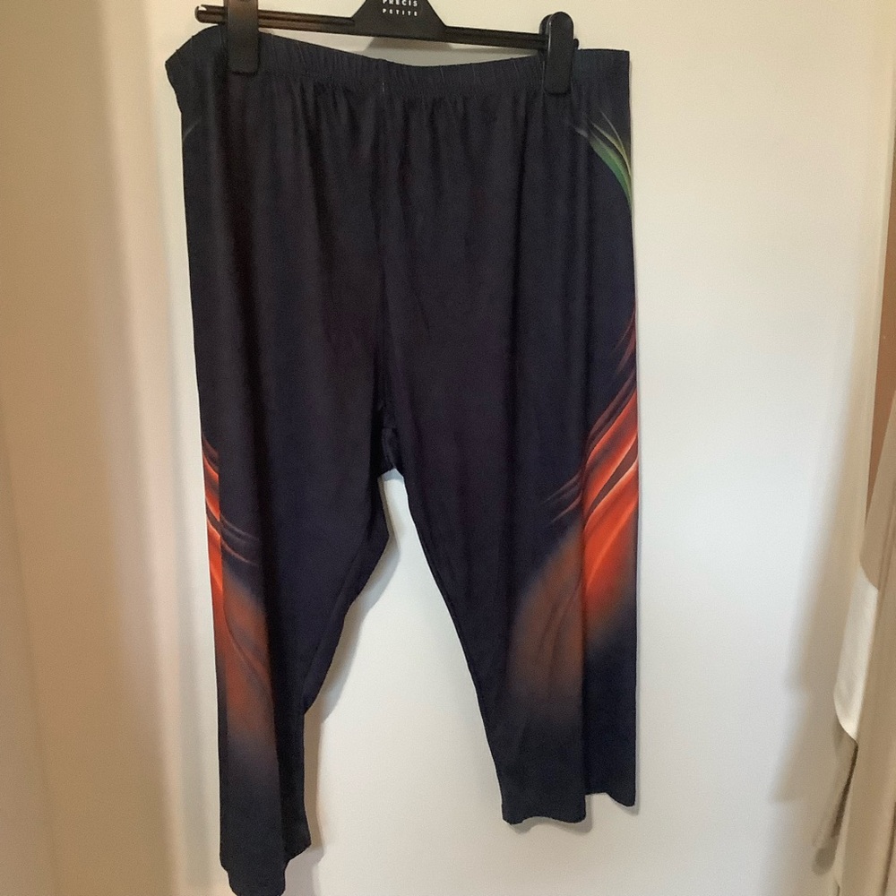 Colorful Capri Pants (NWOT)